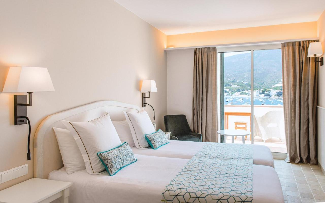 Hotel Playa Sol Cadaques Bagian luar foto