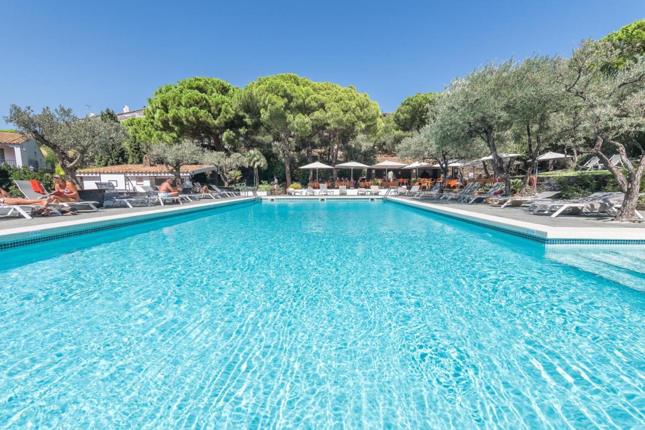 Hotel Playa Sol Cadaques Bagian luar foto