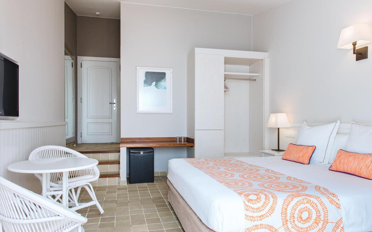 Hotel Playa Sol Cadaques Bagian luar foto