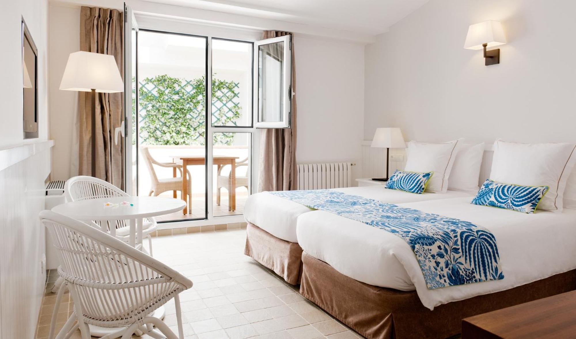 Hotel Playa Sol Cadaques Bagian luar foto