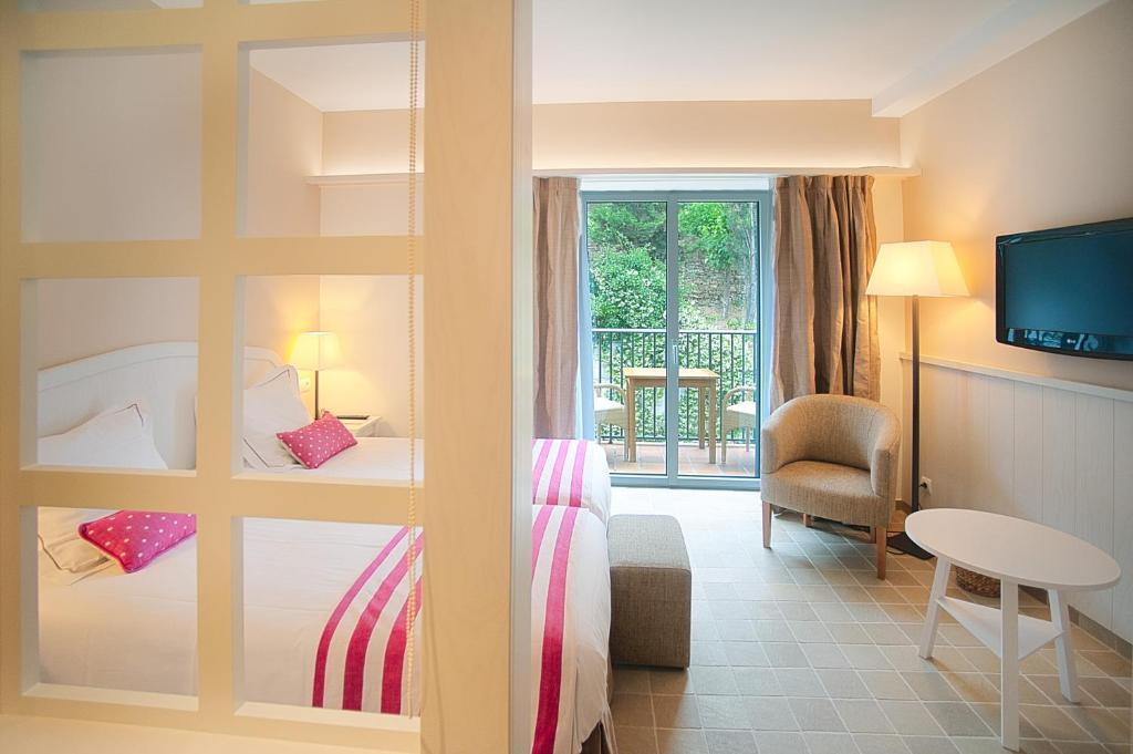Hotel Playa Sol Cadaques Ruang foto